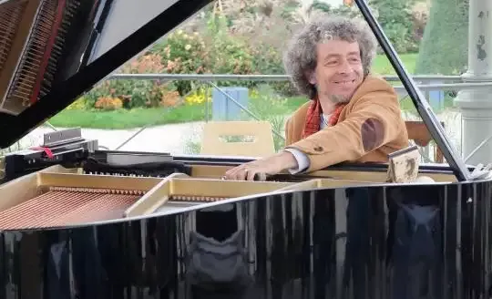 marc vella